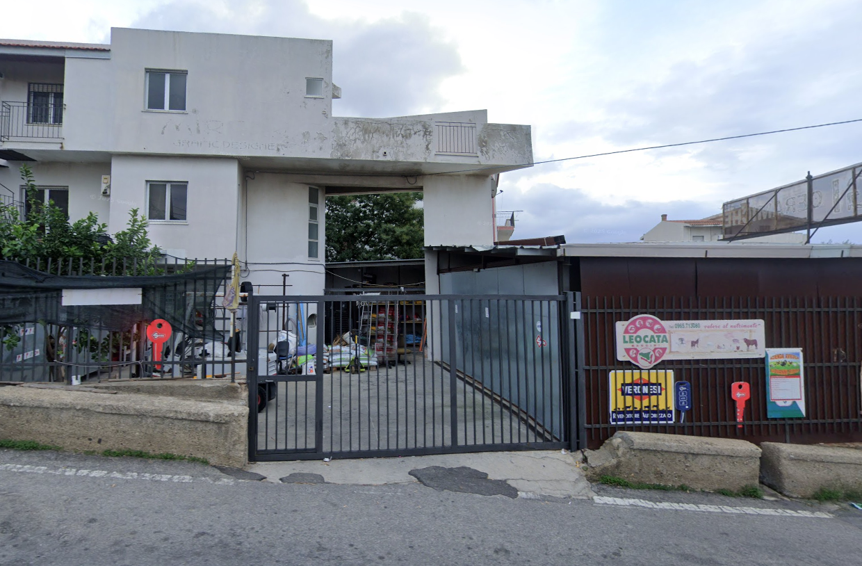 Rivendita Leocata Mangimi a Lazzaro (Motta San Giovanni) – The Green Garden di Latella Annunziato